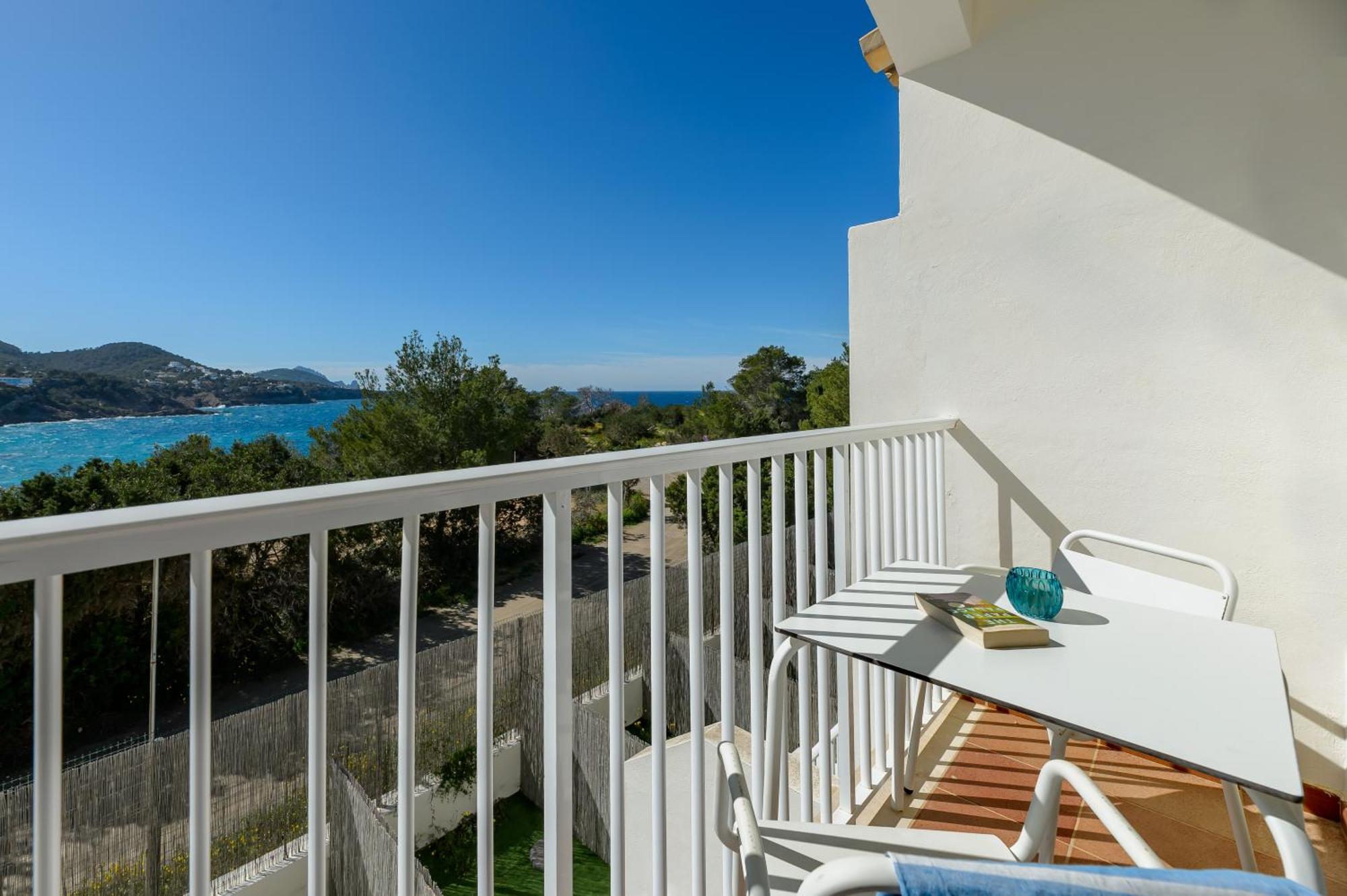 Hotel Vibra Cala Tarida-3Sup Exterior photo
